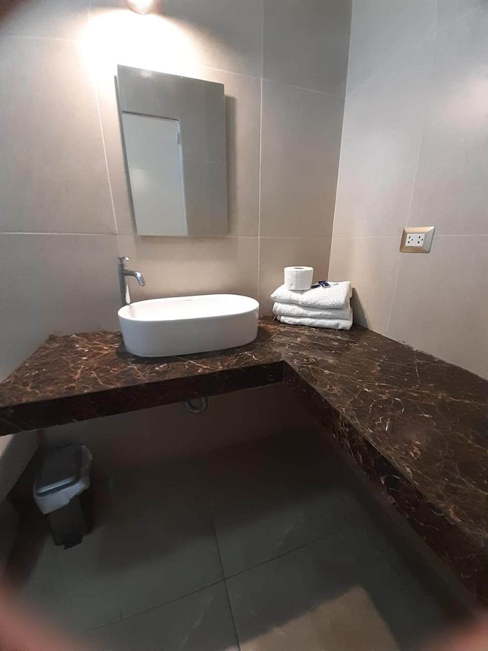 Hostel Willys House Paracas Luaran gambar